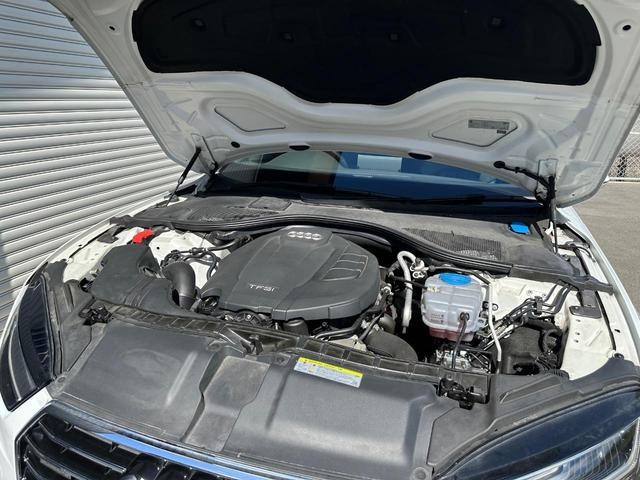 9020002A30251028W00114.jpg