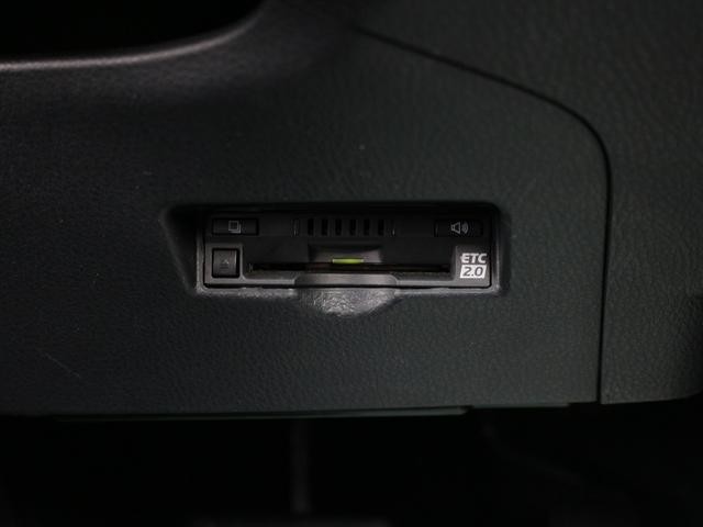 0520046A30260803W00119.jpg