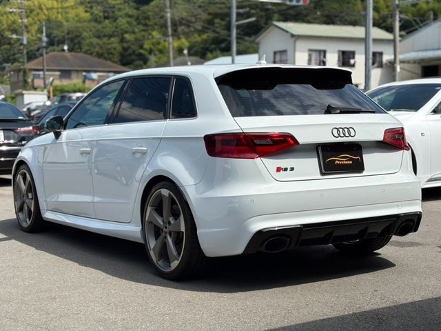 5443fef9c5d83c9977cb30b2f427984c.jpg