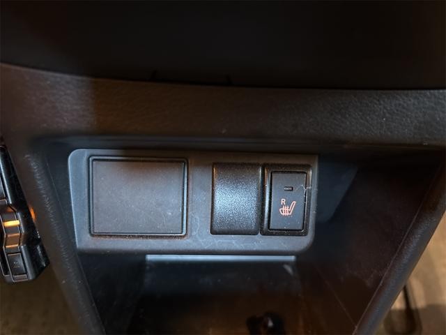 0704454A30261015W00408.jpg