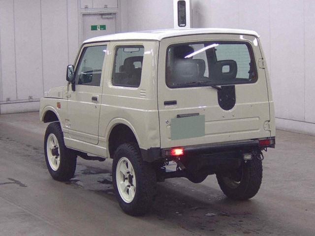 26606247_carP_l_3.jpg