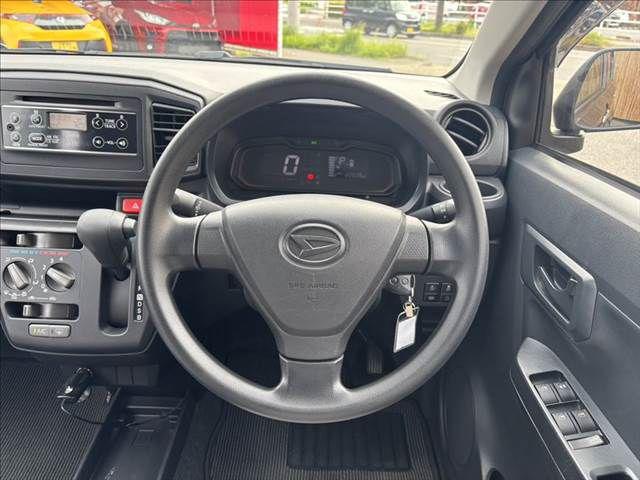 9ae8db97ffbbccc3eea8daf1e8a63ce3.jpg