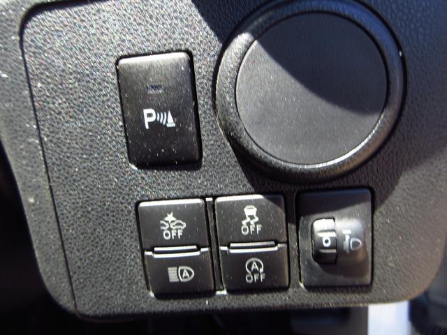 0551542A30260530W00118.jpg