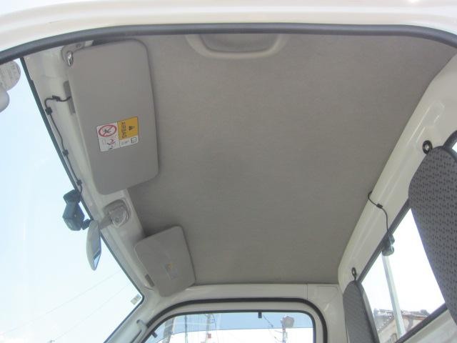0704051A30260503W00112.jpg