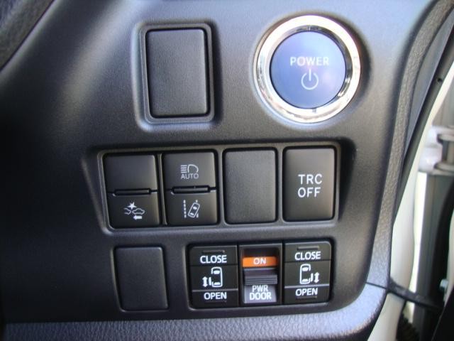 0840096A30260810W00113.jpg