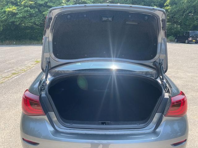 1157757A30260611W00114.jpg