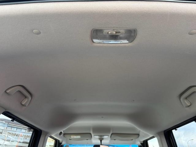 0520078A30260822W00114.jpg