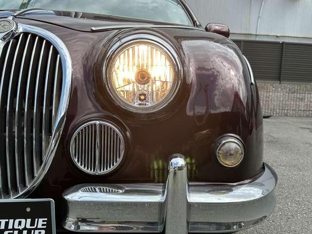 24599351_carP_l_2.jpg