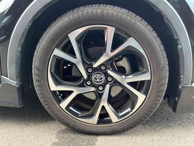 0840302A30260805W00119.jpg