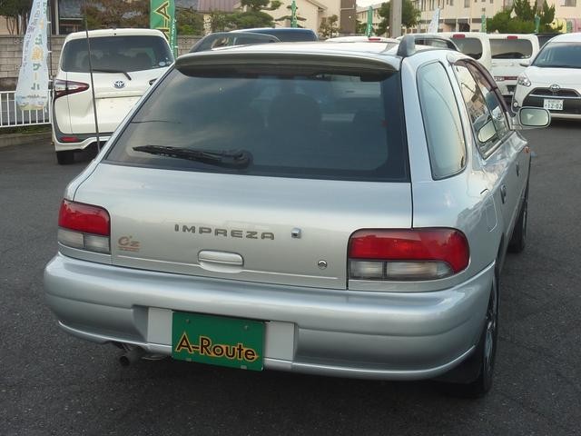 0561442A30261003W00205.jpg