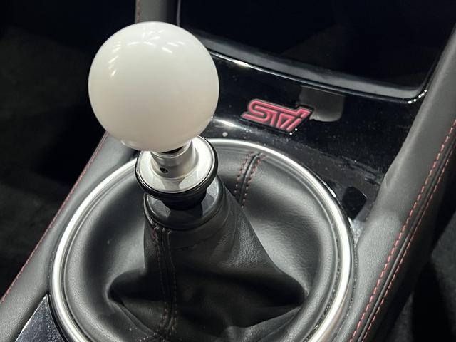 0502713A30260902W00608.jpg