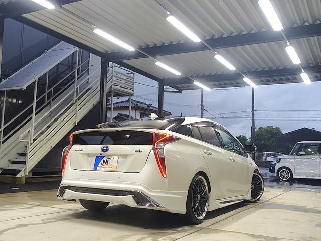1301187A30261002W00107.jpg