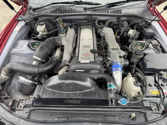 0520456A30260507W00207.jpg