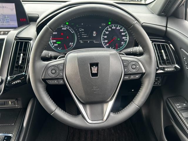 0500068A30260727W00210.jpg