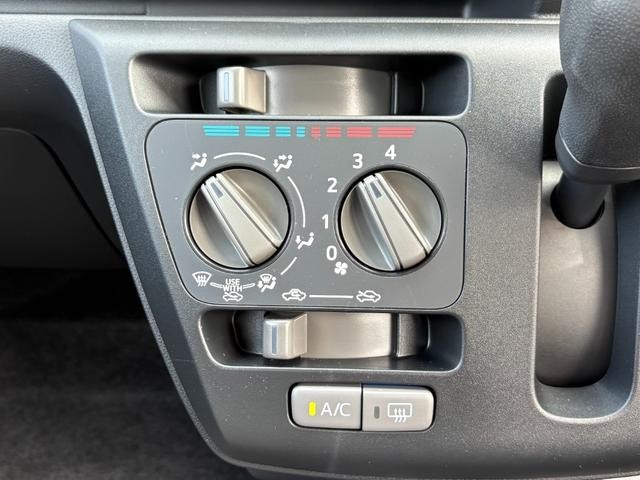 0710025A30261025W01605.jpg