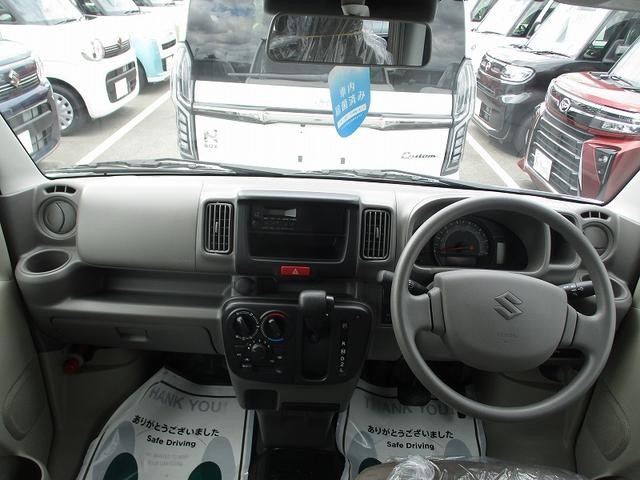 1003128A30260915W00404.jpg