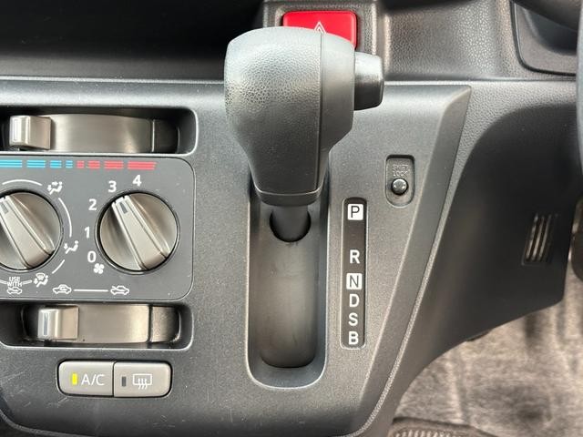 0710025A30261025W01706.jpg