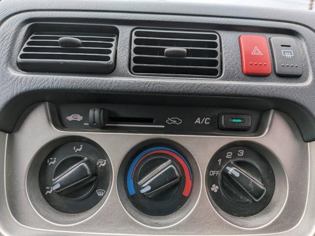 0541751A30260910W00102.jpg