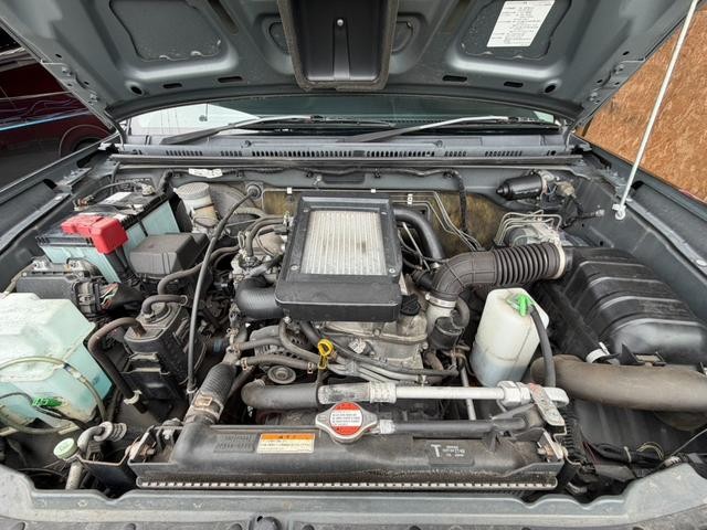 0401697A30260913W00118.jpg