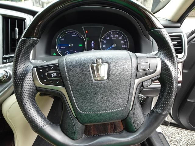 0530222A20251005W00217.jpg