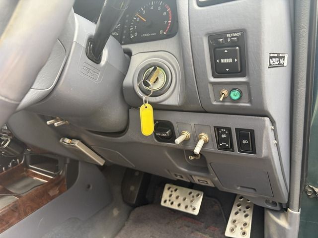 f48f57fb1c565e0a9d20e51c0fb62d84.jpg