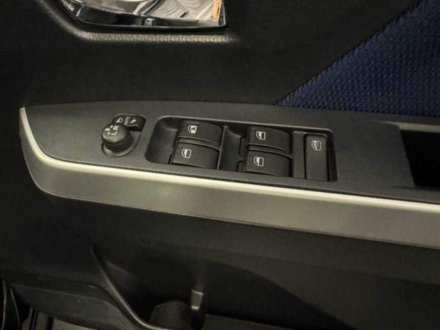 0303903A30260906W00219.jpg