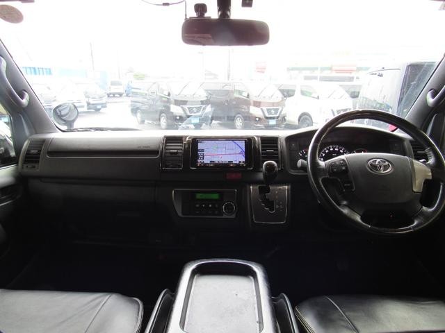 0505254A30260911W00403.jpg