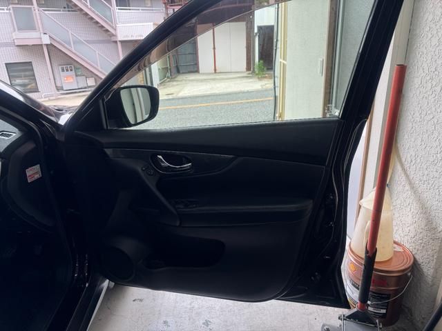 0704443A30260619W00118.jpg