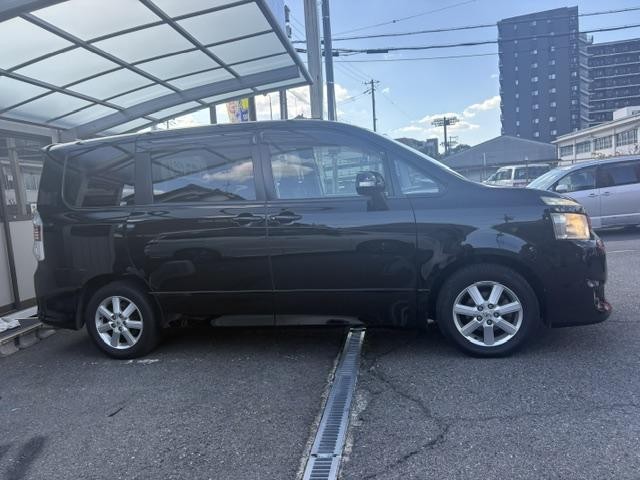 0706082A30261011W00103.jpg