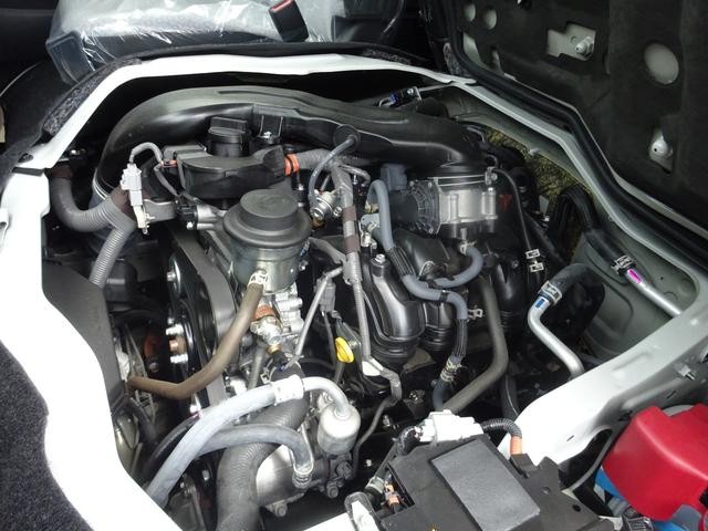0900002A30260804W00217.jpg