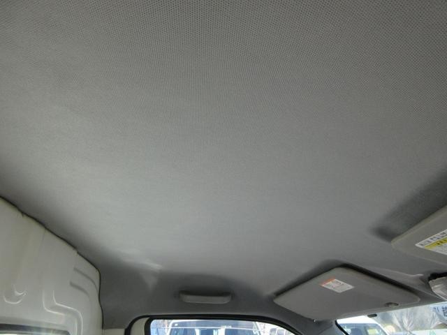 0540197A30260927W00218.jpg