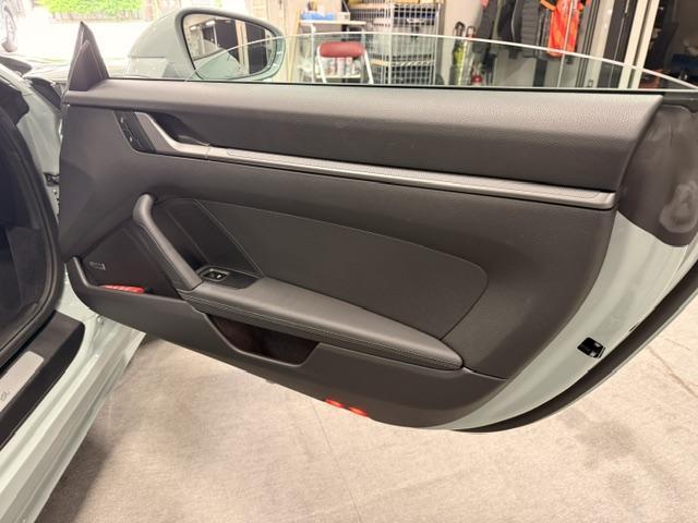 24747510_carP_l_8.jpg