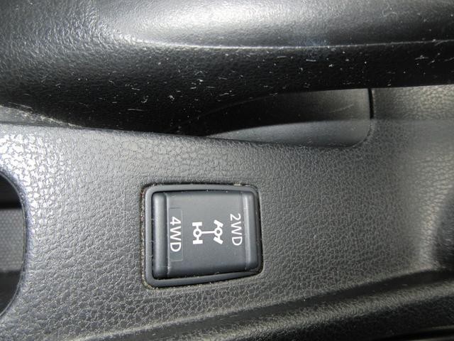 0300412A30260812W00118.jpg
