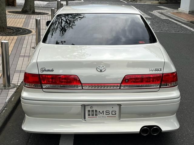 0570813A30260828W00213.jpg