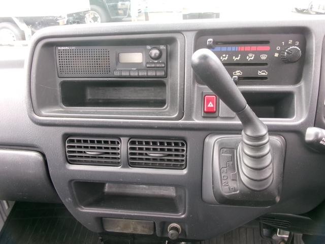0740030A30261007W00117.jpg