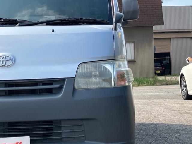 1157032A30250825W00104.jpg