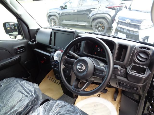 0803069A30261002W00106.jpg