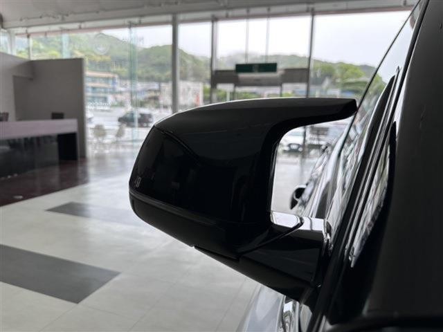 0803654A30260428W00207.jpg