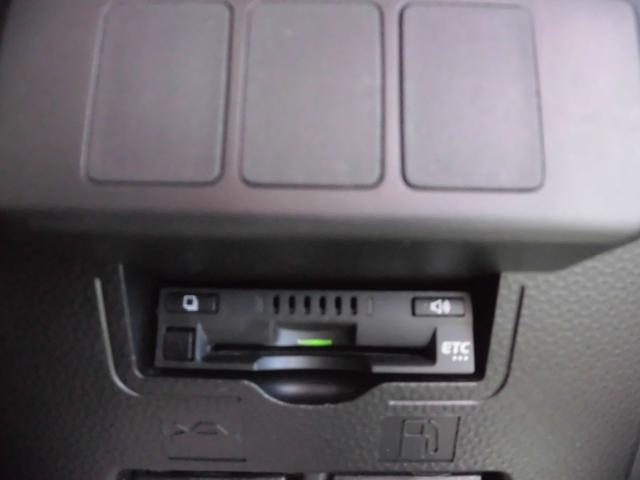 0601159A30260604W00214.jpg