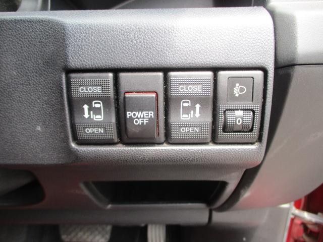 0400382A30260802W00112.jpg