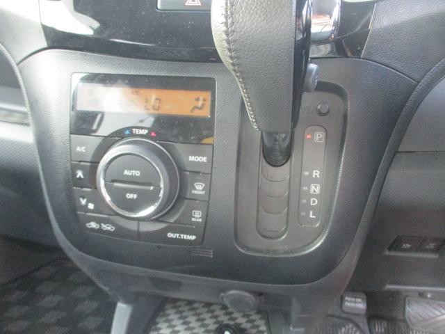 0400382A30260803W00110.jpg