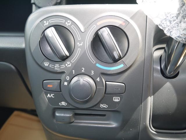 0700285A30260810W00118.jpg