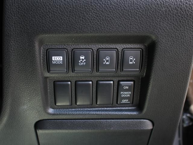 0520046A30260819W00704.jpg