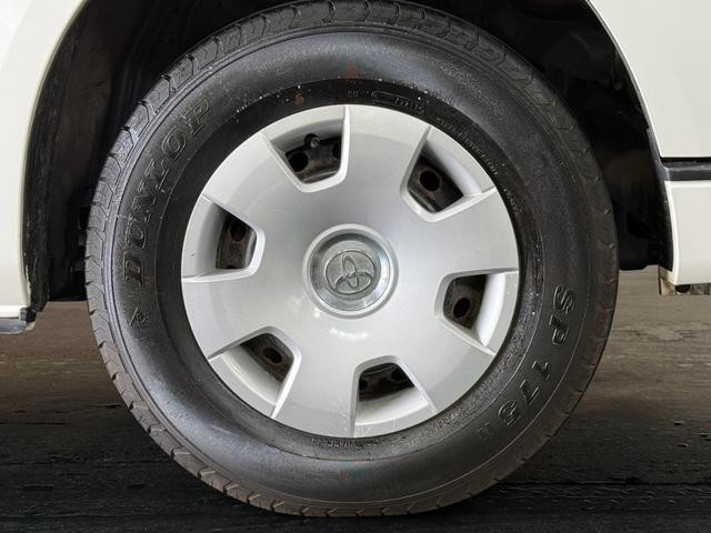 0541619A30260909W00105.jpg