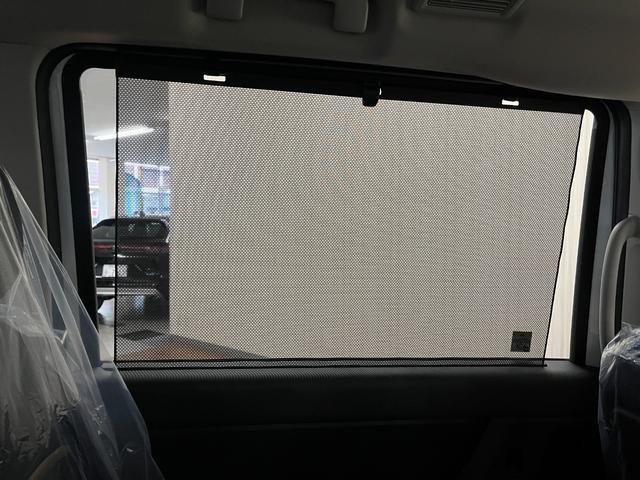 0402845A30260914W00113.jpg