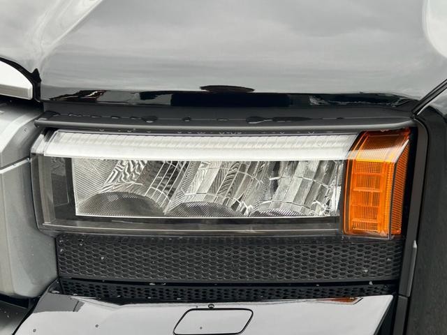 0507283A30260911W00219.jpg