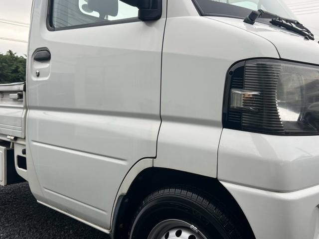 0541729A30260909W00114.jpg