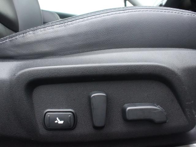 0520029A30260713W01105.jpg