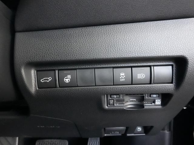 0505197A30261022W00418.jpg