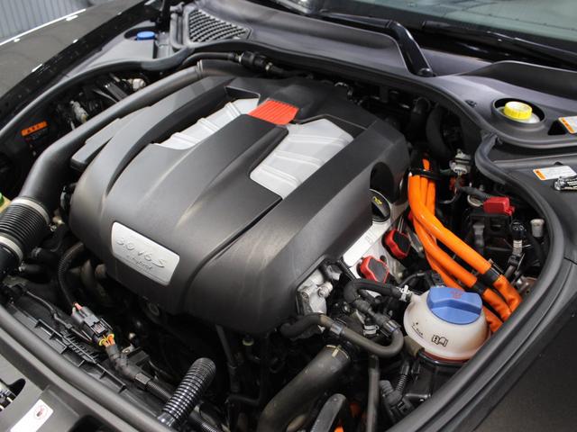 0550532A30260613W00104.jpg